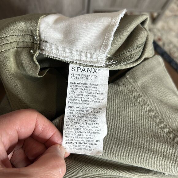 Spanx Women Wide Leg Pants Size L Green Color Flat Front Cropped Pockets Pull On - Picture 6 of 6